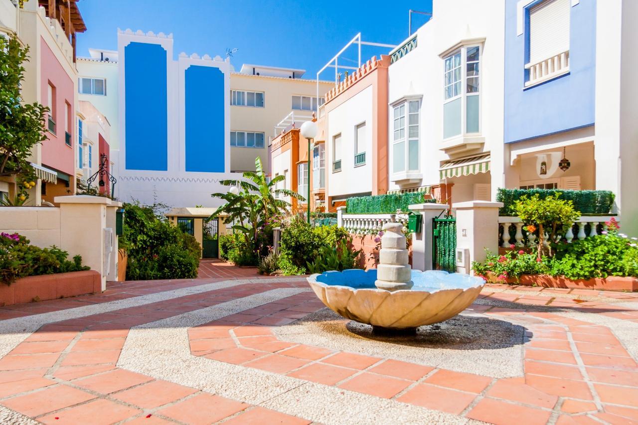 Apartamentos Nerja Medina Canovas Exteriör bild