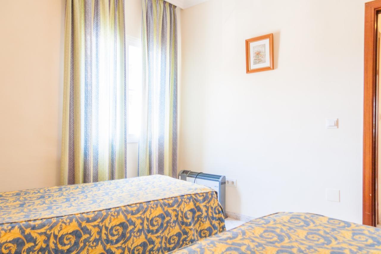 Apartamentos Nerja Medina Canovas Exteriör bild