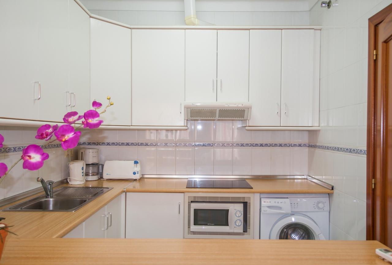 Apartamentos Nerja Medina Canovas Exteriör bild